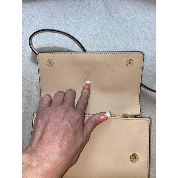 Michael Kors Cream Nude Tone Crossbody Bag Purse with Gold Chain Hardware - Picture 7 of 12